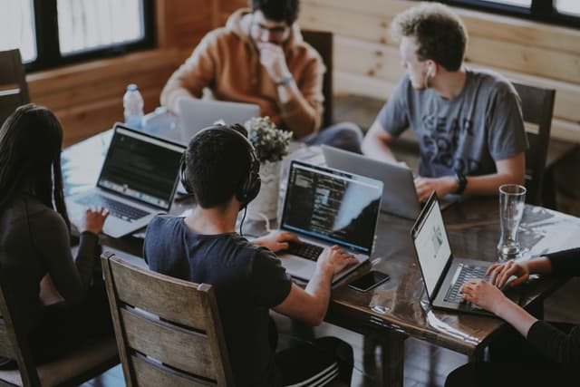 Top 5 Front-end Frameworks Recommended by Edsson